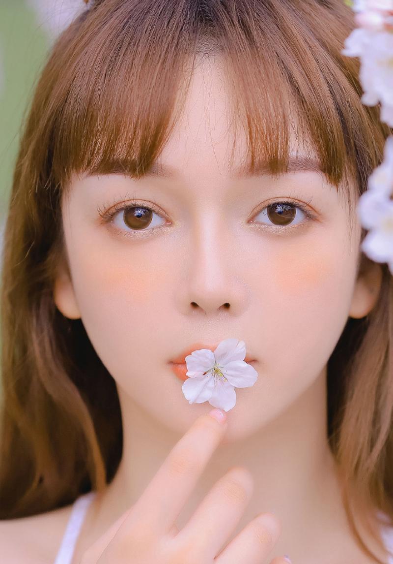 丝袜骚女 爱情白皮书小说全本无删减