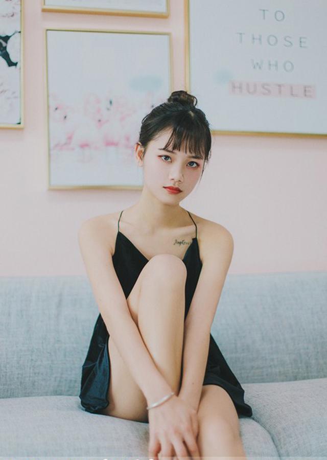 和14岁表妹做爱 咕唧......咕唧......的操逼声隐约可以听见啪啪