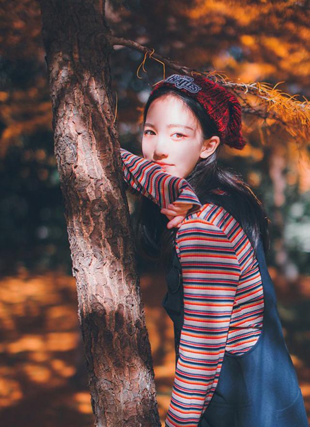 他玩命糟蹋那对在玉米地里扒下裤衩的男女