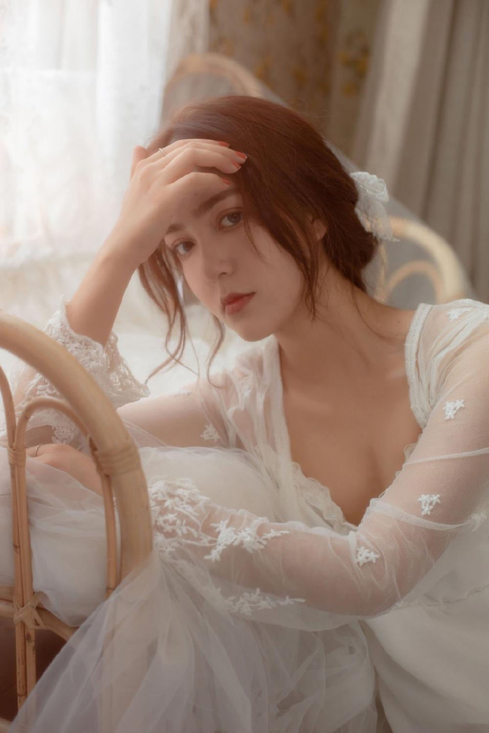 她是史上最负盛名的红颜杀手 喜欢中年女人