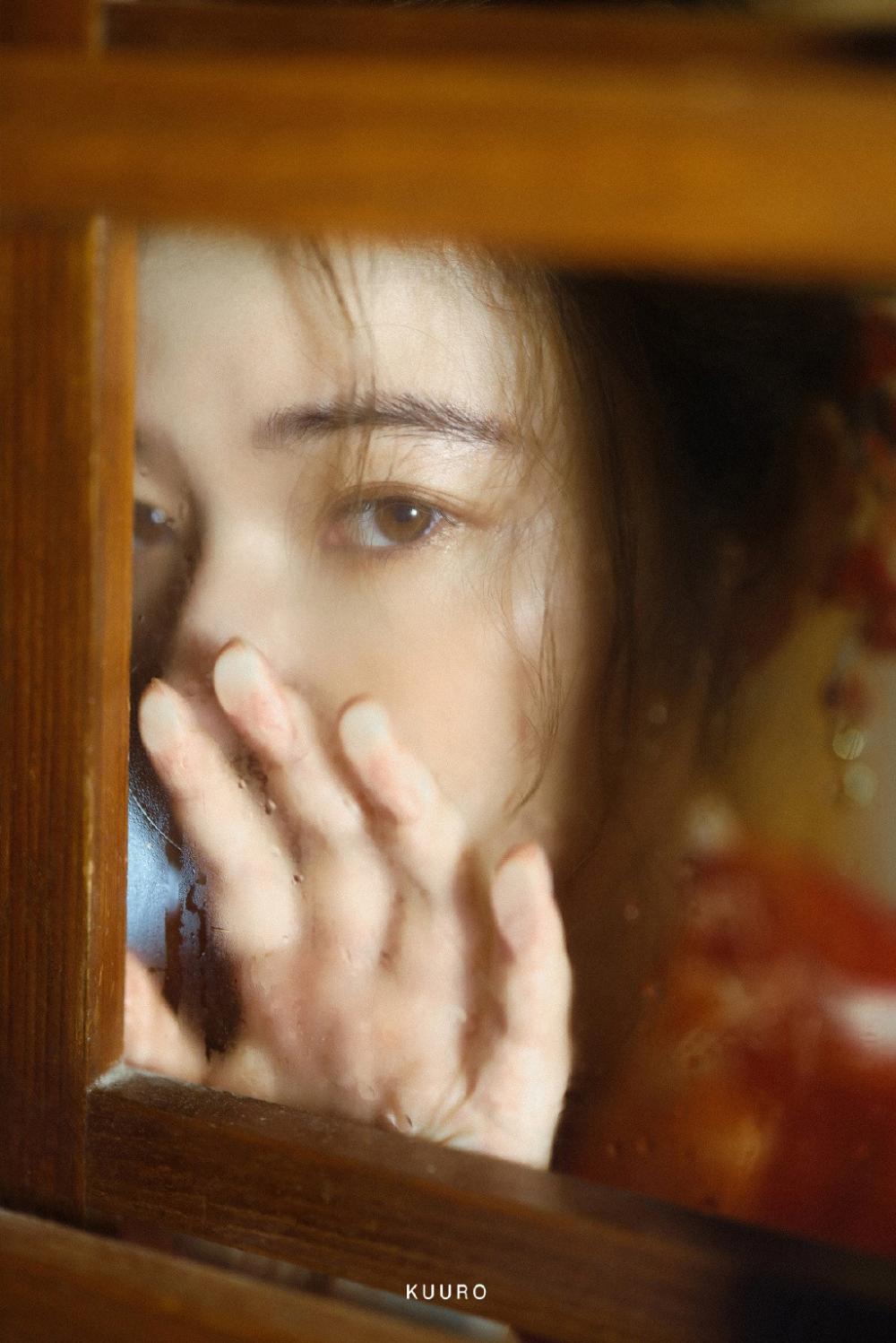 女孩的抽屉
