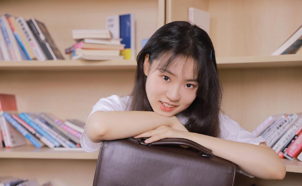 亲姐妹关系不好的多吗?