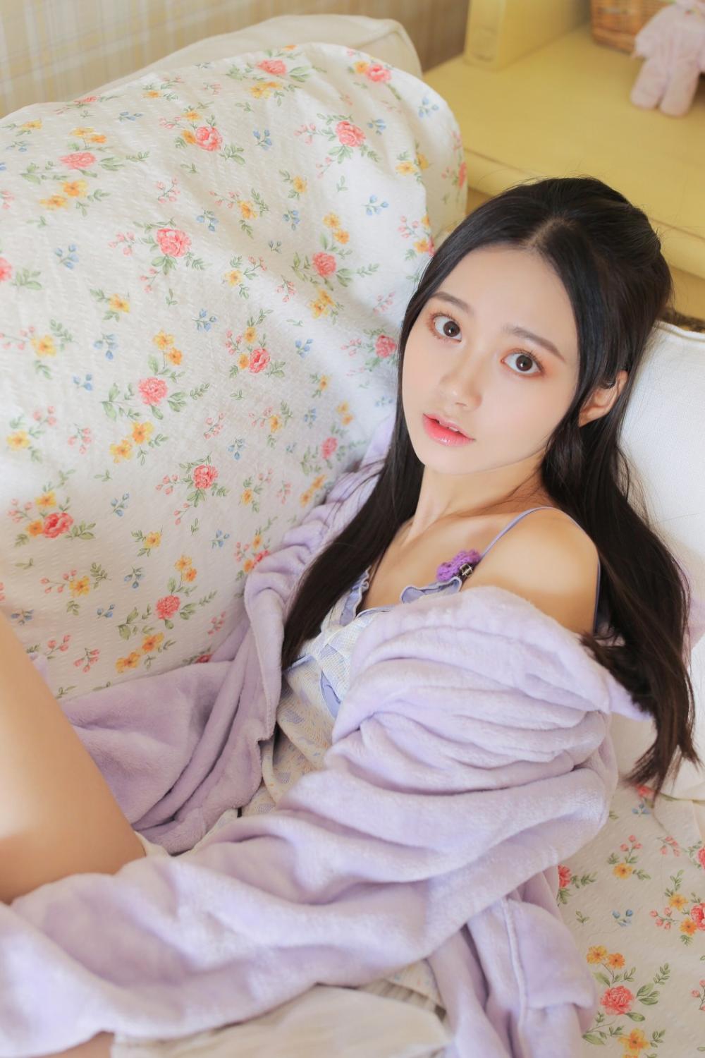 丈夫炒股亏损后 竟去舞厅讨好肥胖富婆