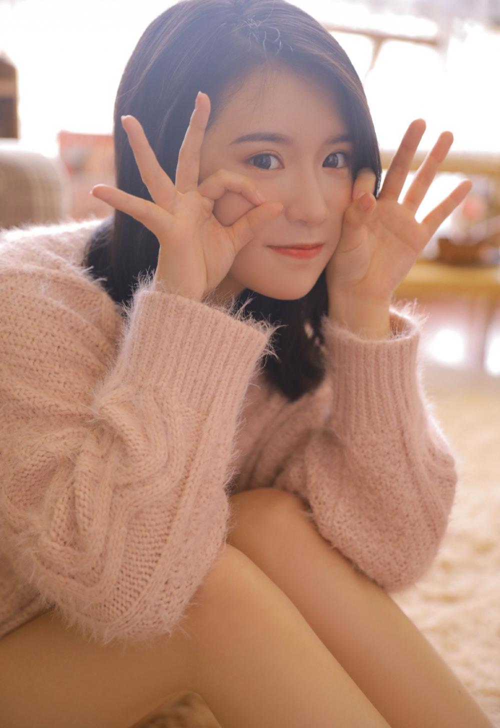 逼得老公上了别人的床后，她也把持不住了