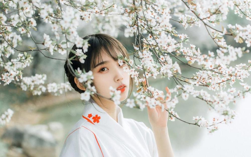 第一次女友为我KJ的激情故事