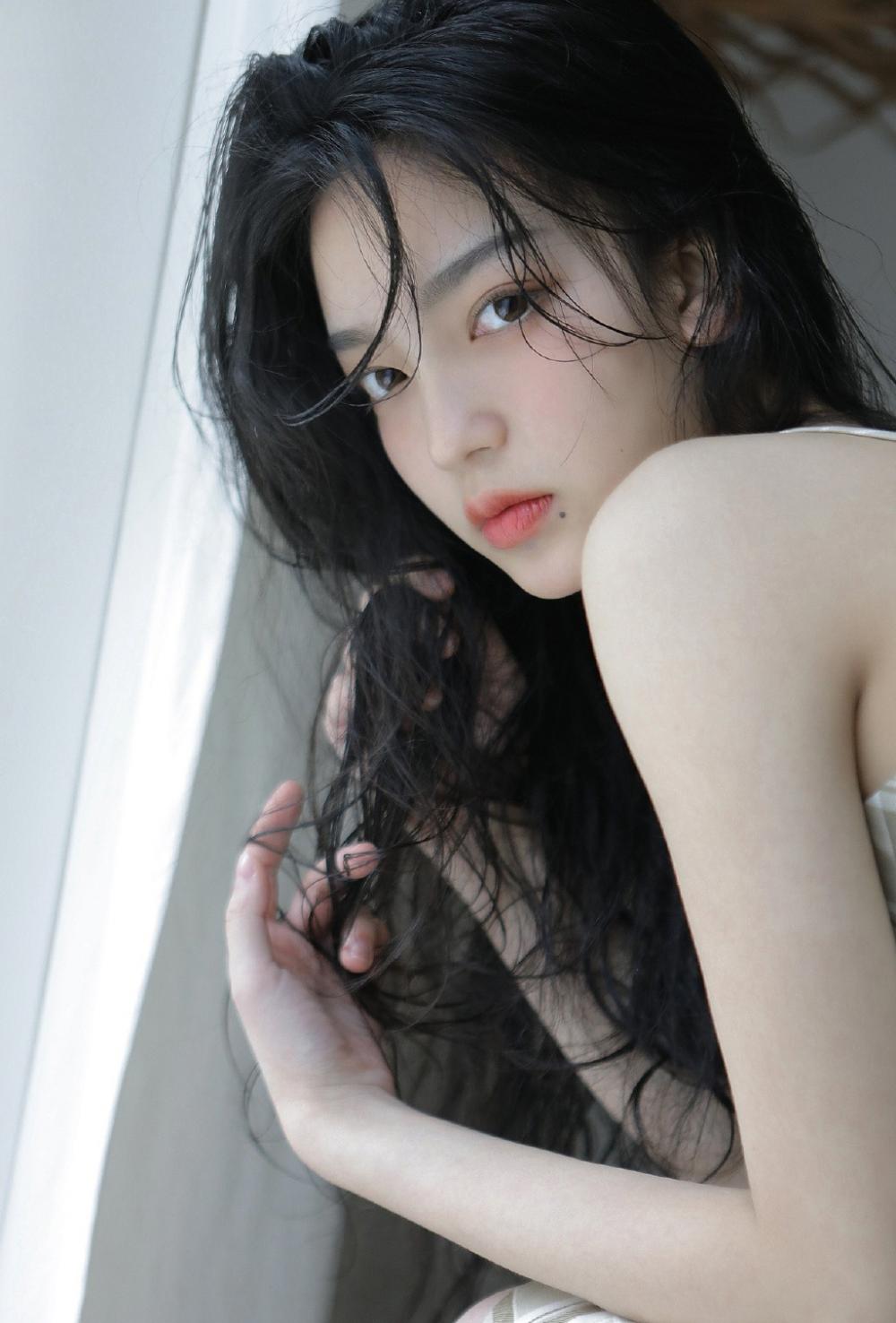 丈夫竟被风骚洋富婆拐跑了!