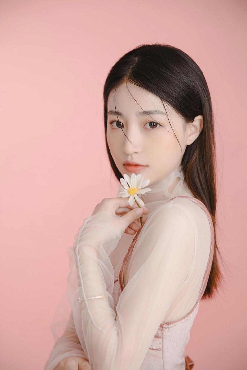 双重背叛：男友和闺蜜酒后乱性