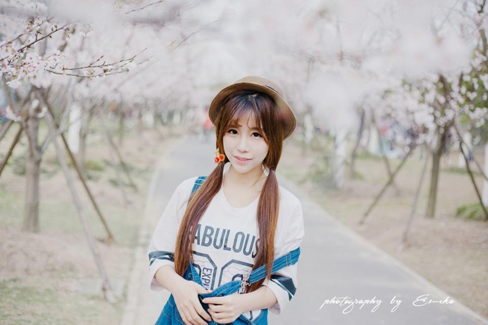 美女裤头里的东东 和尚庙里的女人免费 男主是和尚的禁欲小说