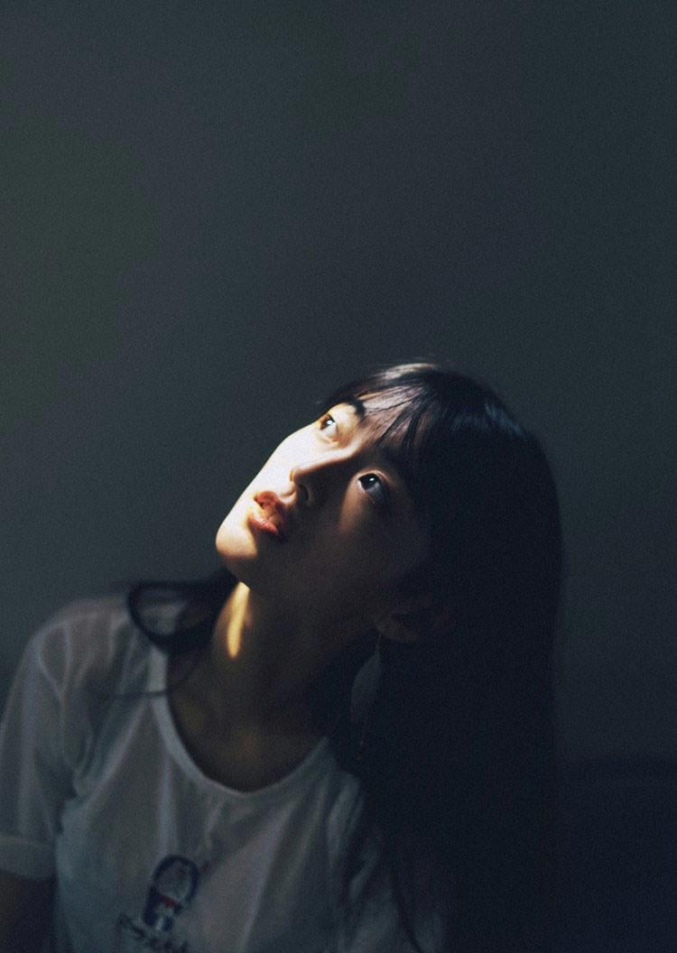 两个闺密都来要抢走我老公