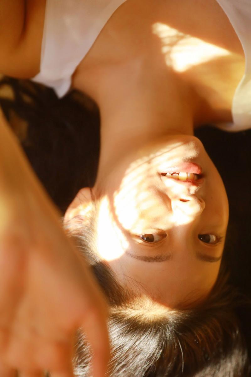 女生分手把钱还给我了,还能追她么?