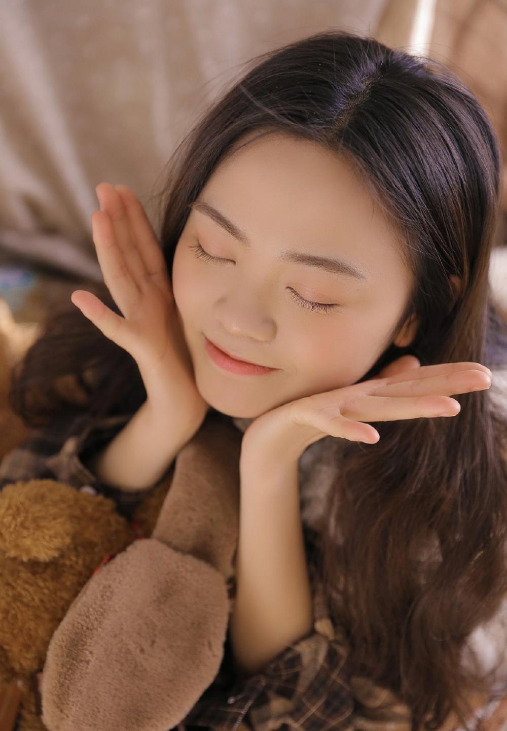 小楼春色办公室诱惑 我陷入了女董事长的圈套