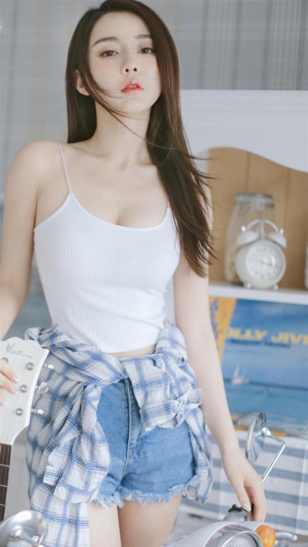 辽宁舰女舰员训练照曝光 高档大气上档次