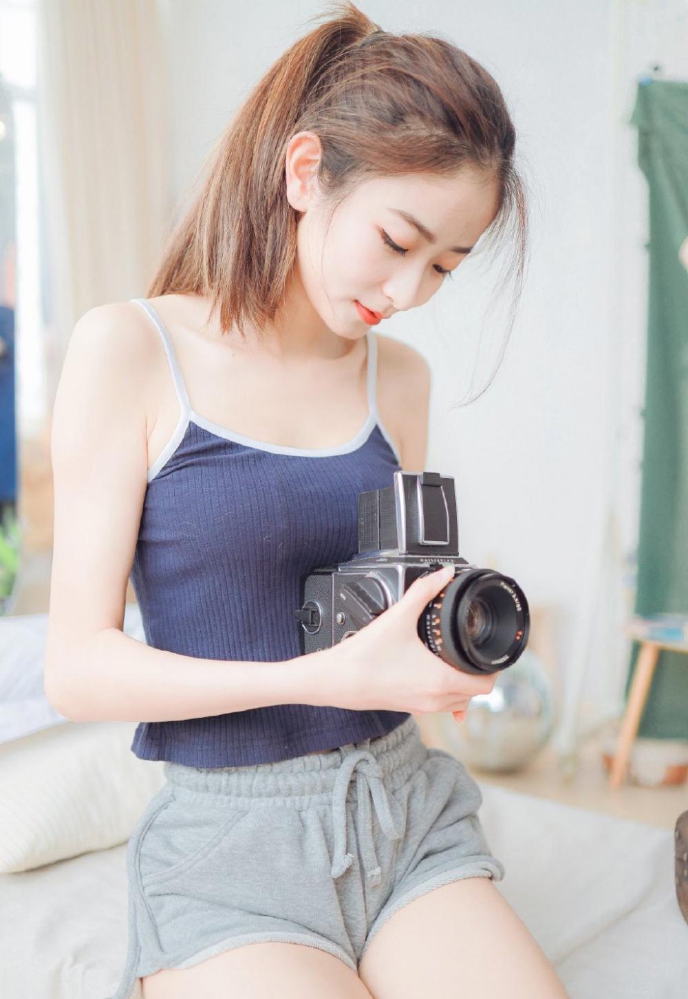 受伤的玫瑰，夜莺陪你美丽轮回