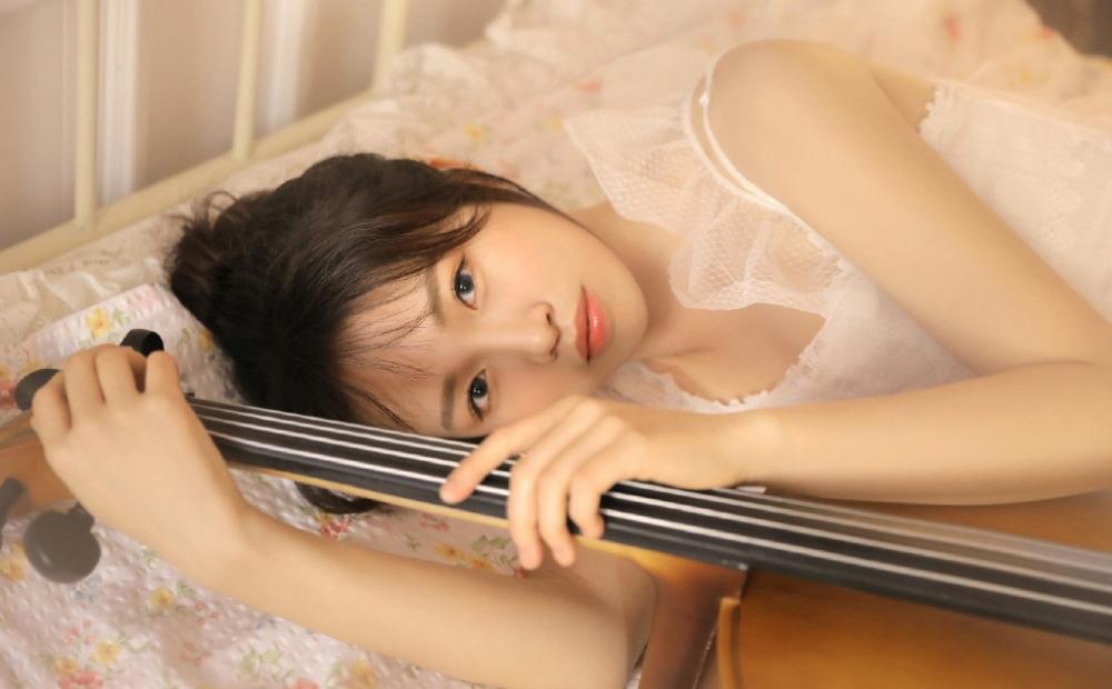 你好湿啊把腿张开 你的奶水好多吸的好爽小说