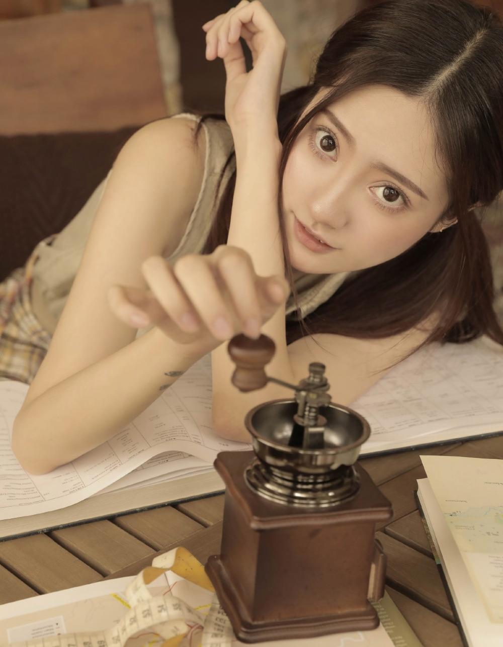 复旦美人鱼情奔丹麦