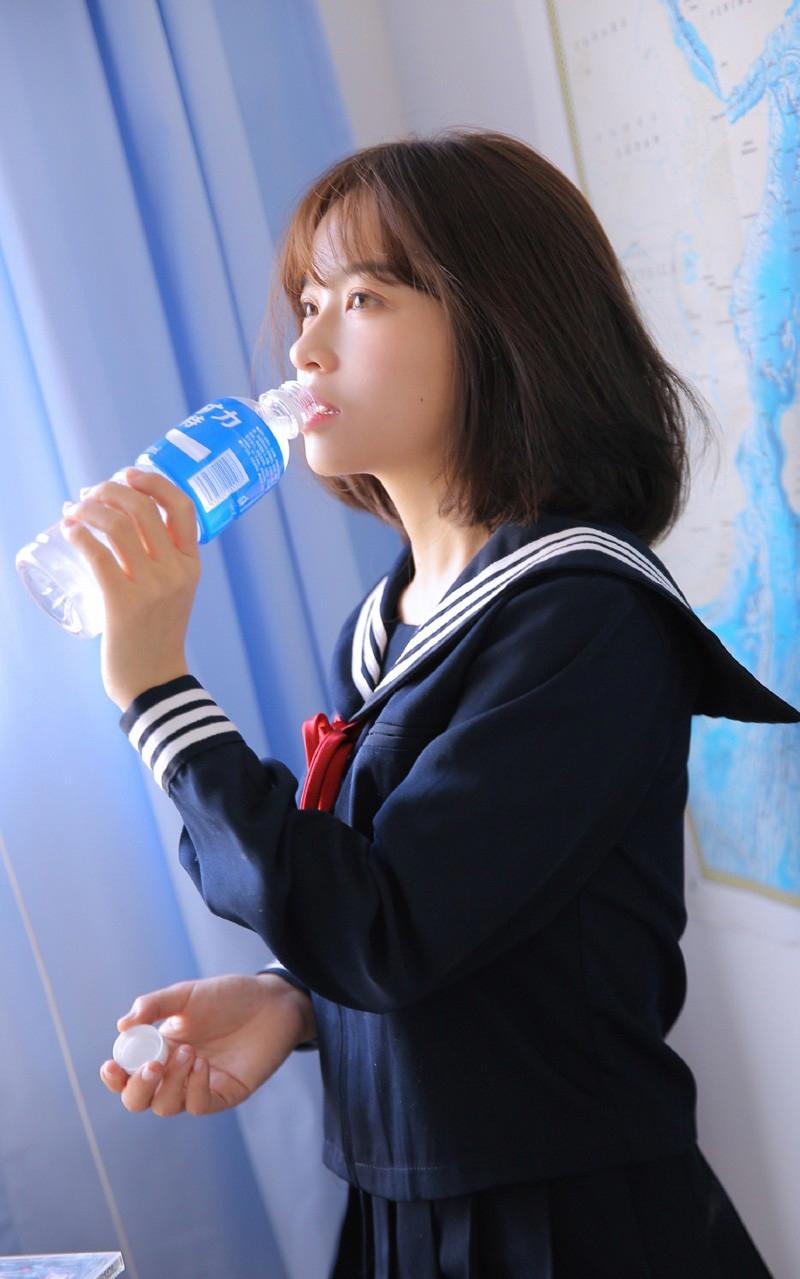 那个女人笼罩的阴影