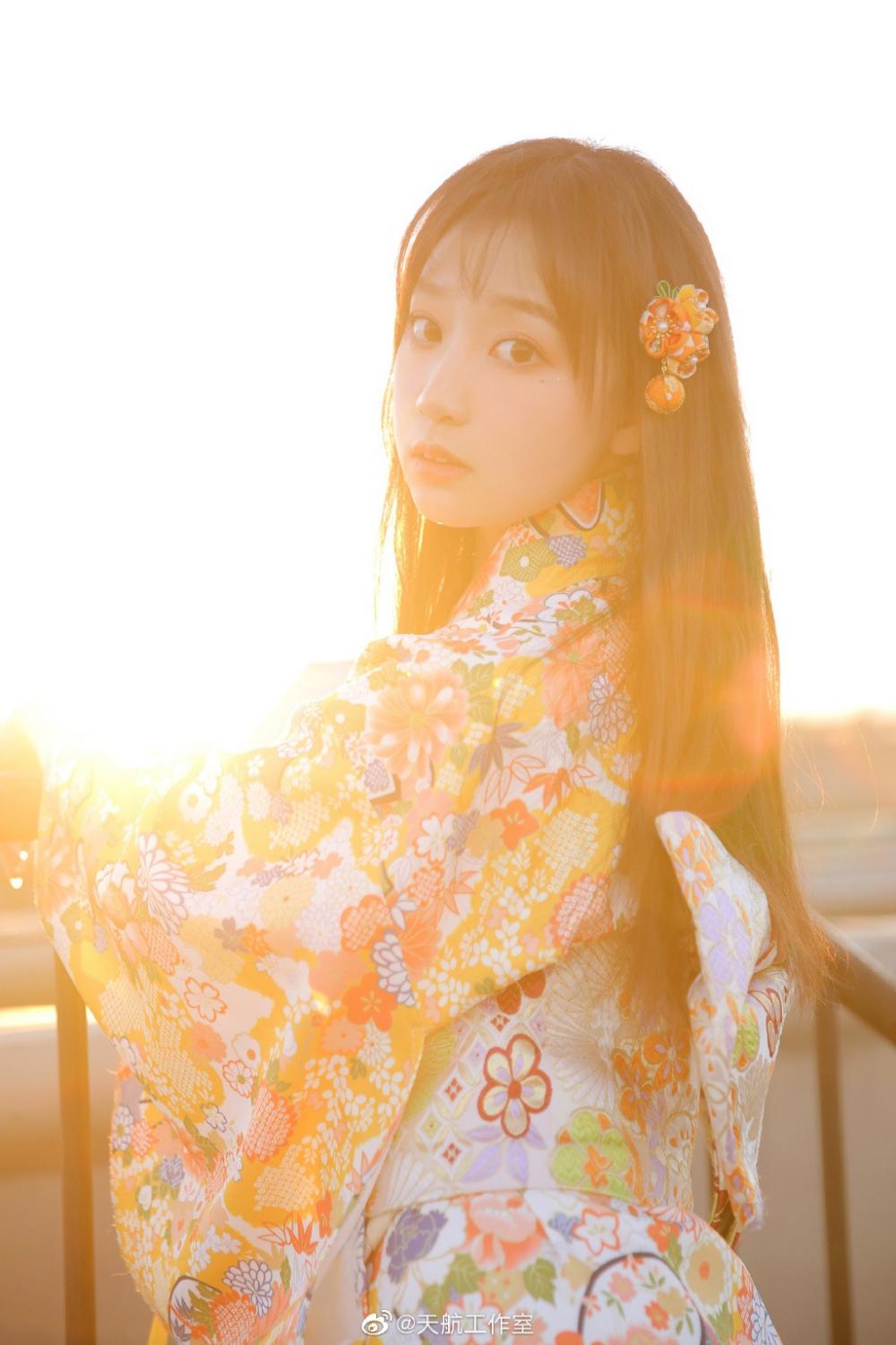 飞机上和女友啪啪啪 在飞机上和空间啪啪啪 我把妹妹捅到深处