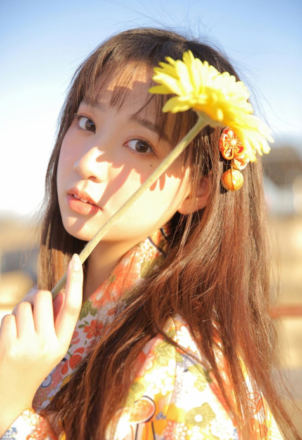漂亮的女犯人在监狱被侮辱全过程