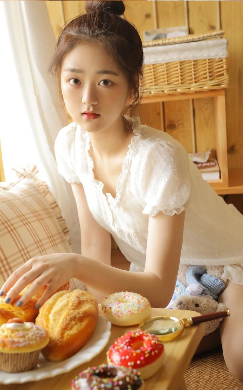 爹爹不要别舔了，爸爸与女儿疯狂缠绵宝贝乖让我待在你里面