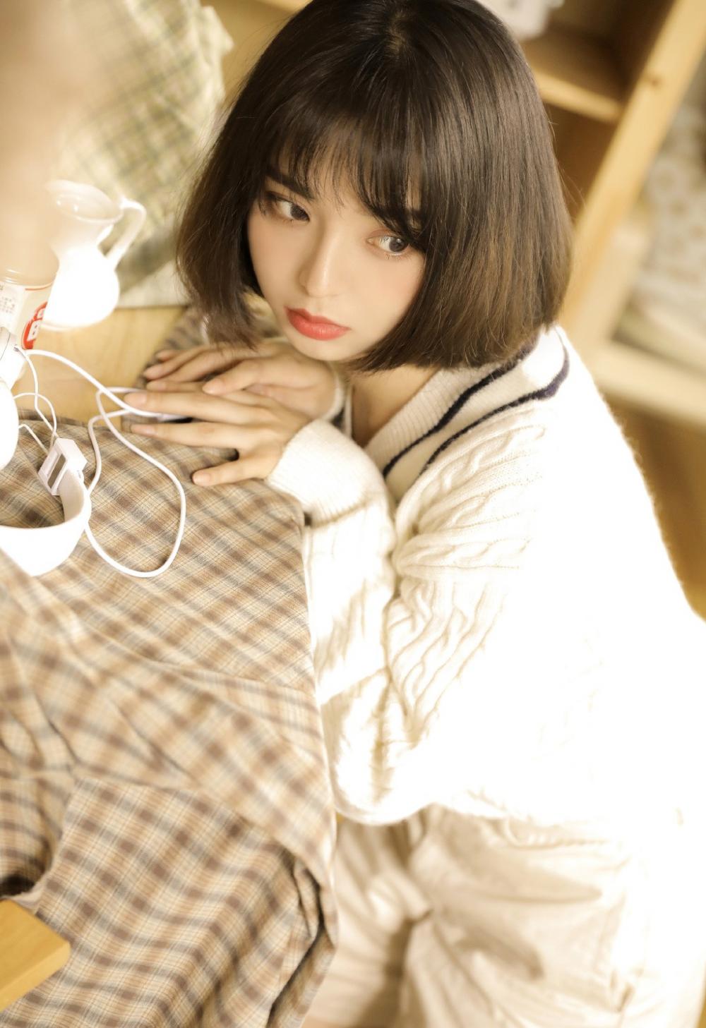 女友被兄弟玩了一下午 荡翁乱妇的艳情史(村野情)
