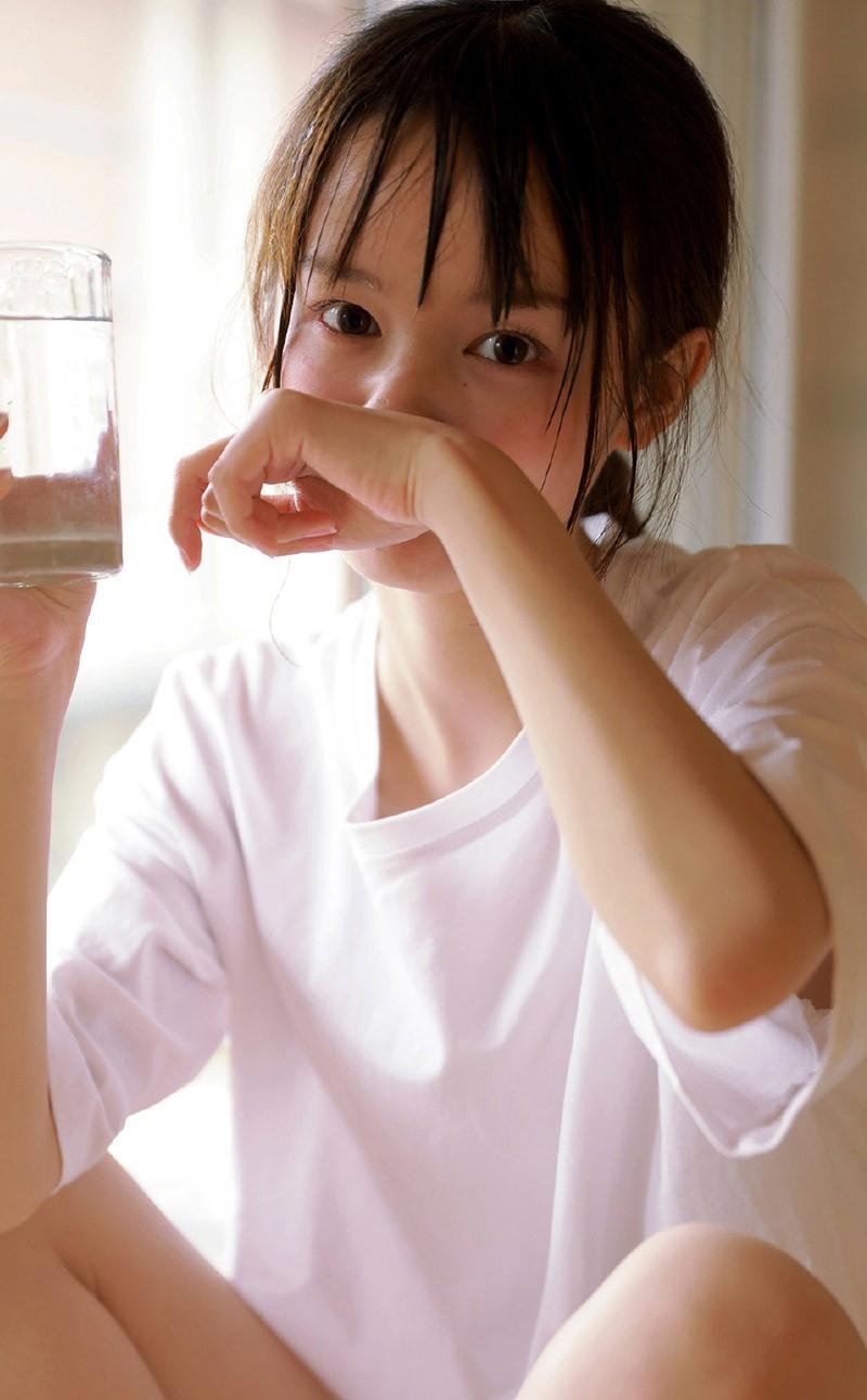 墓地亲人多_生活故事