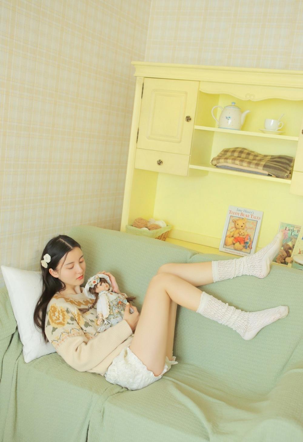 大学生痴心按摩女 挚友夺爱接连自杀三次