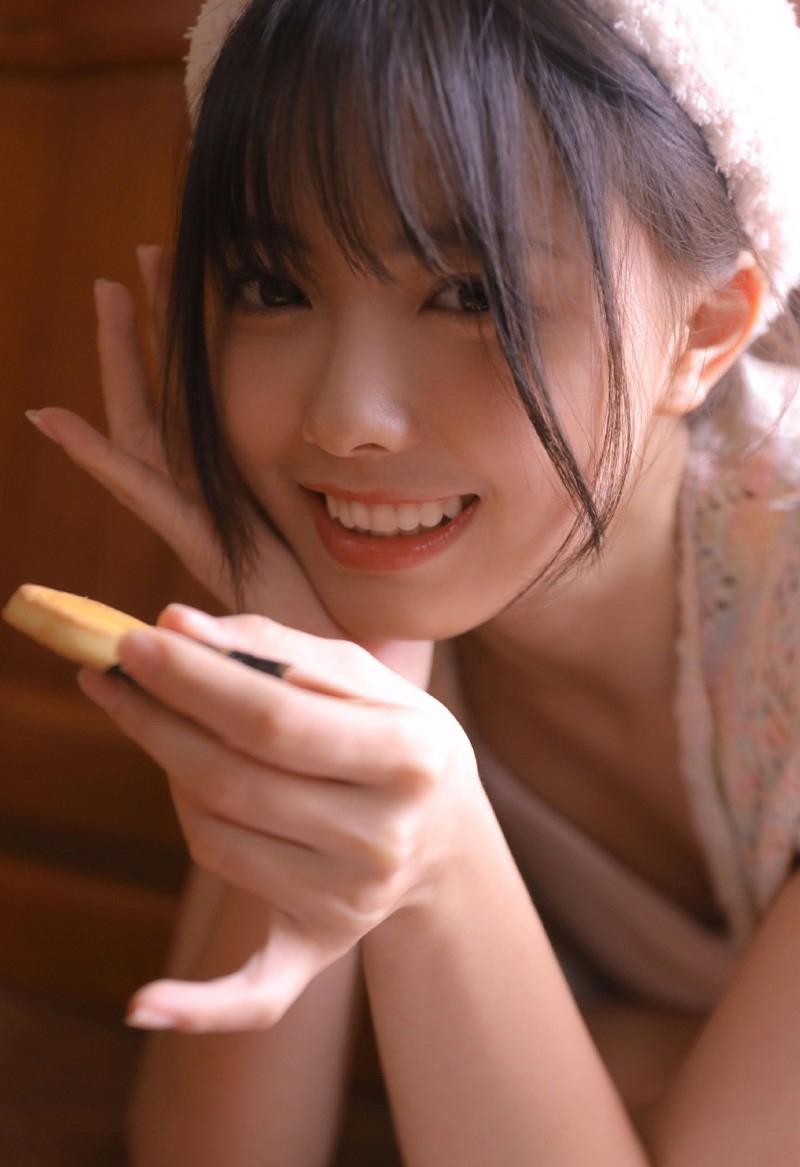 无翼漫画全集彩 美女同事被舔泄