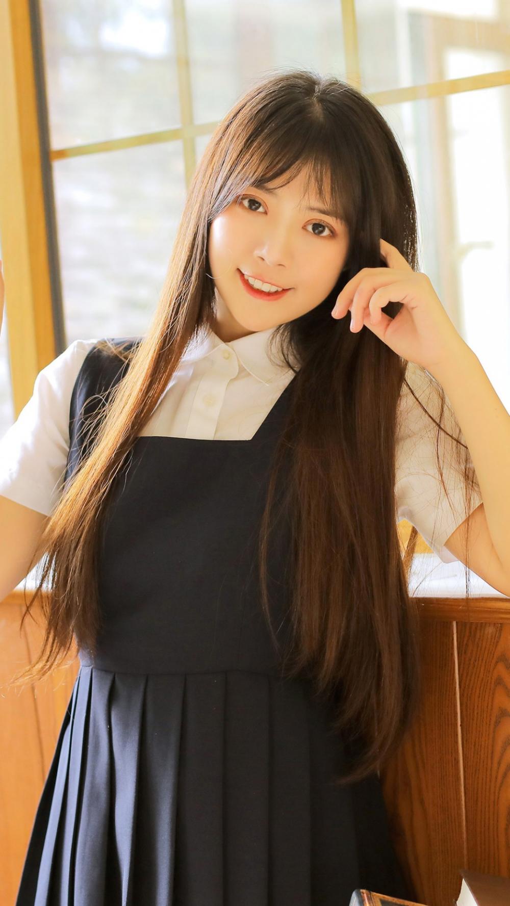 漂亮老婆从不做家务 还抱怨自己没嫁好