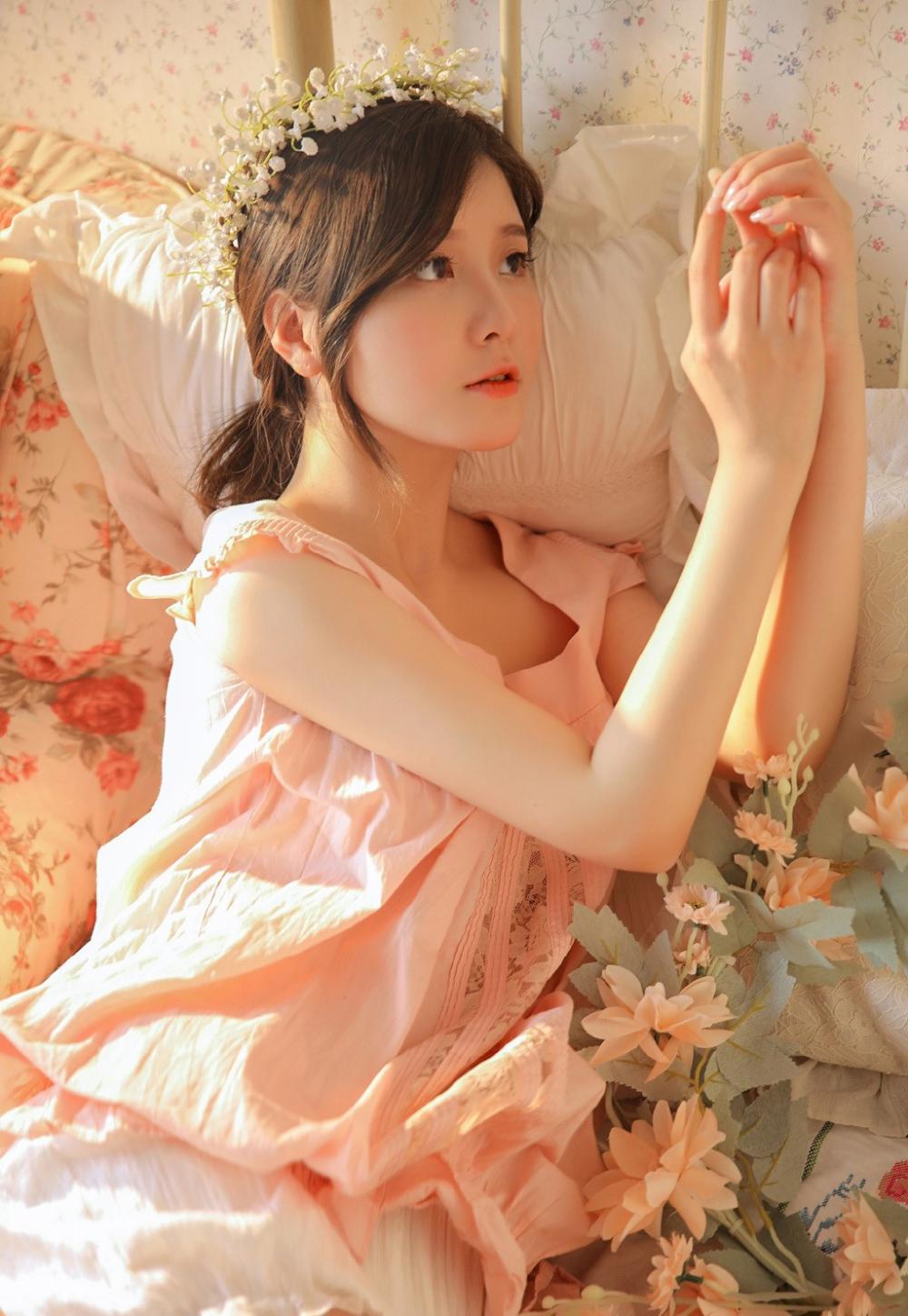 闺蜜浴室湿身勾引我老公