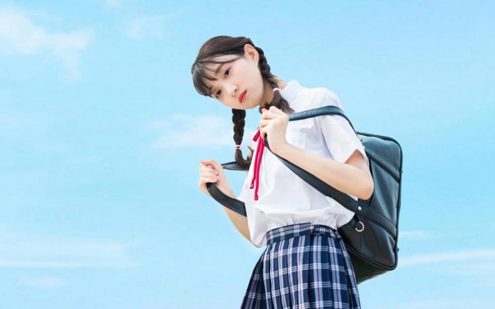 公布恋情如何发朋友圈 简单的话语便能挑明关系