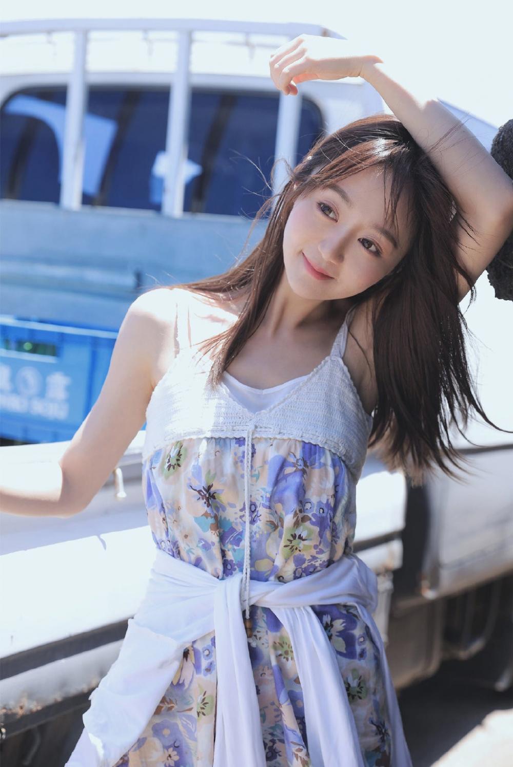 多情空留很，自古伤别离