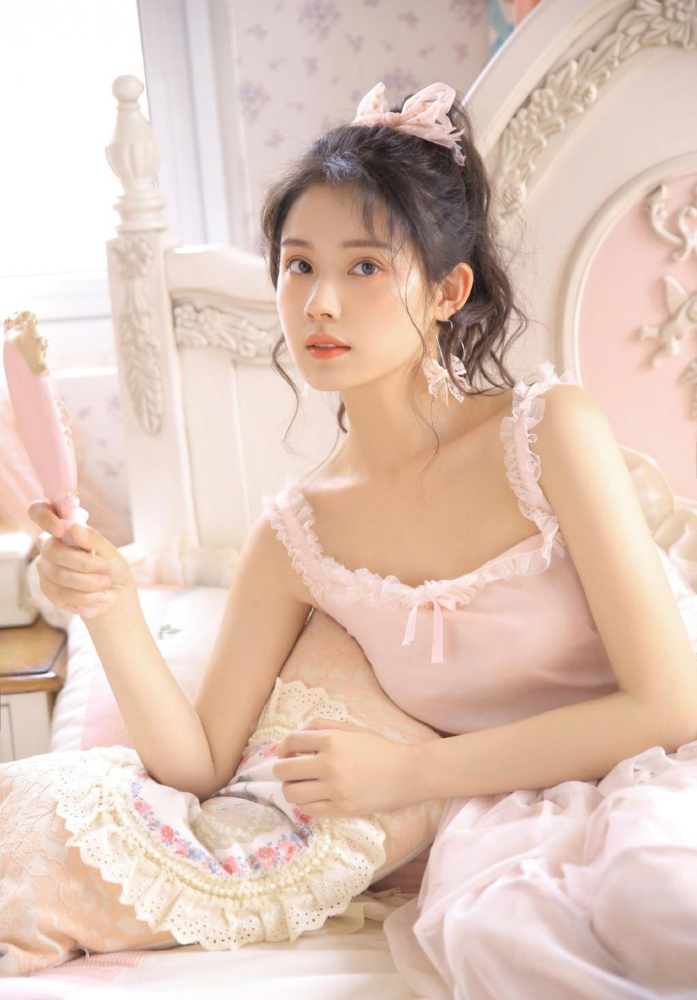 农村丫头成富婆后，我想要你好深好深的爱！