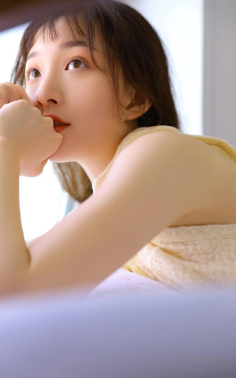 漂亮女生班长被强迫堕落的性事