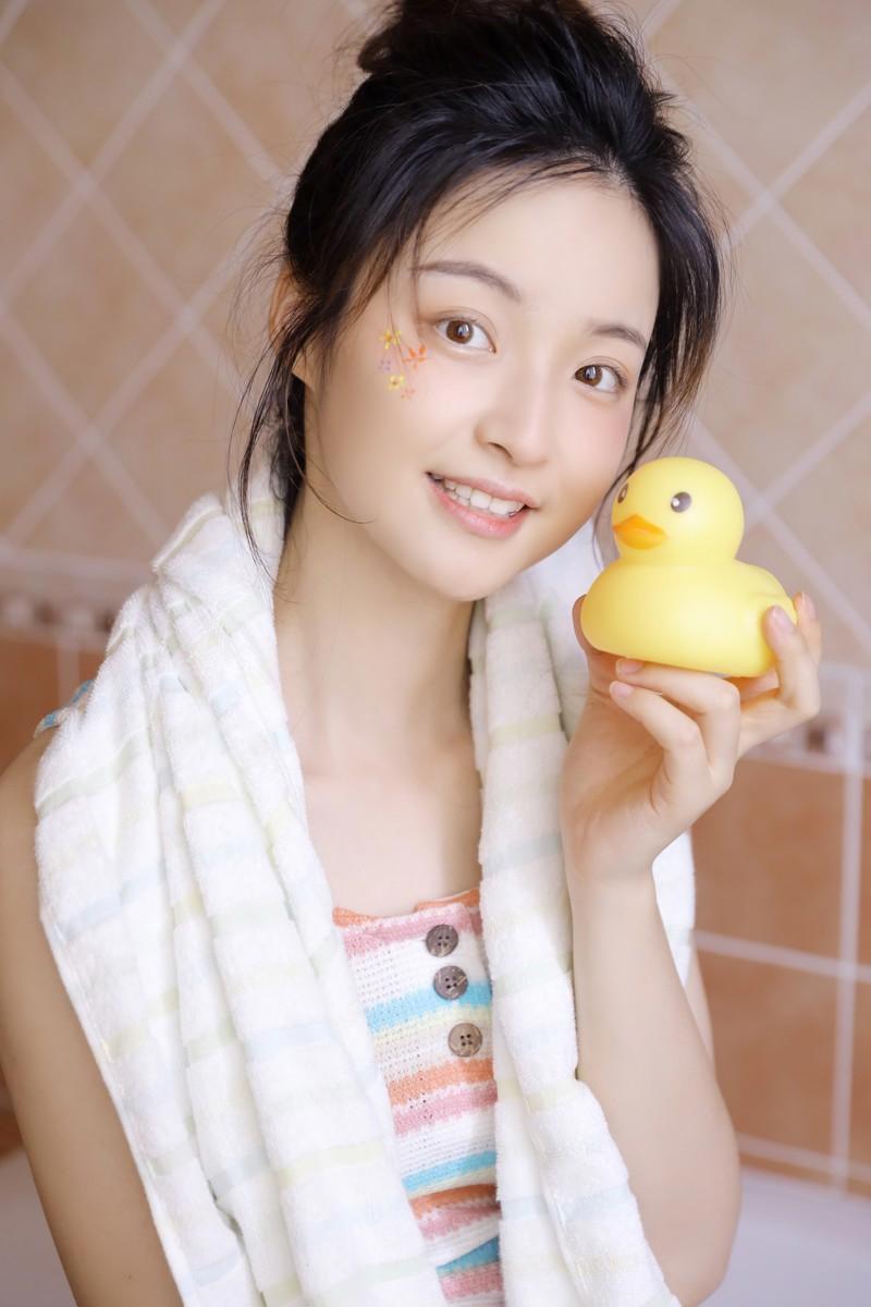 农民工临时夫妻 口述:发现男友给前任买过情趣内衣 男友的处给了她!