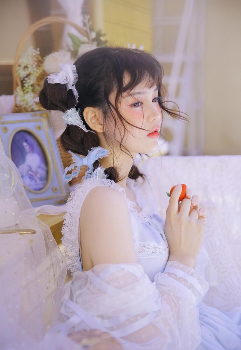 小姐口述客人下面太粗 那根硕大挺进她的身体被塞满