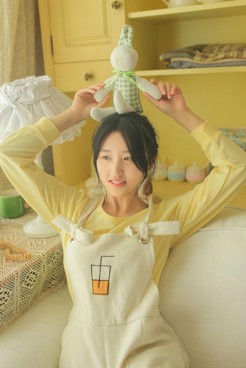 亲切的家政妇 风骚小保姆的床上技术将父亲征服