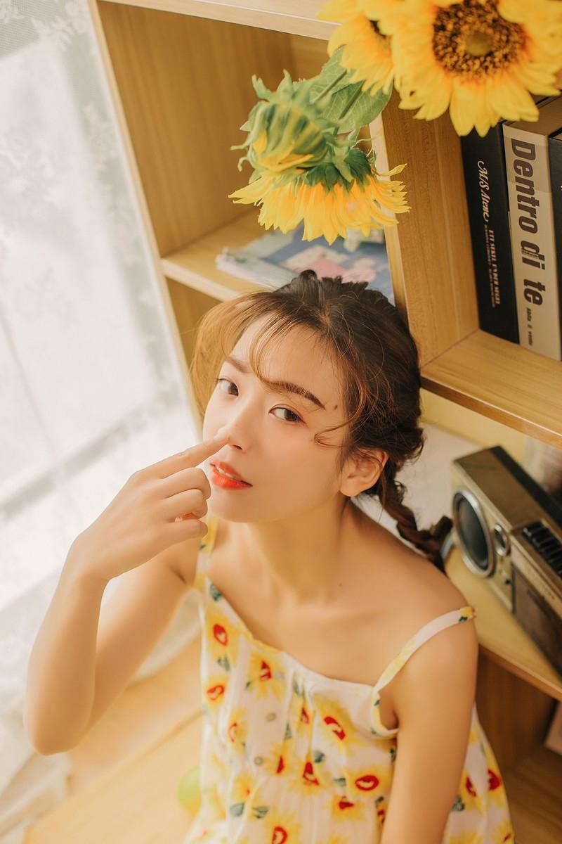 桃花村的女人 水潭里脱光光看得我头脑一热就要上