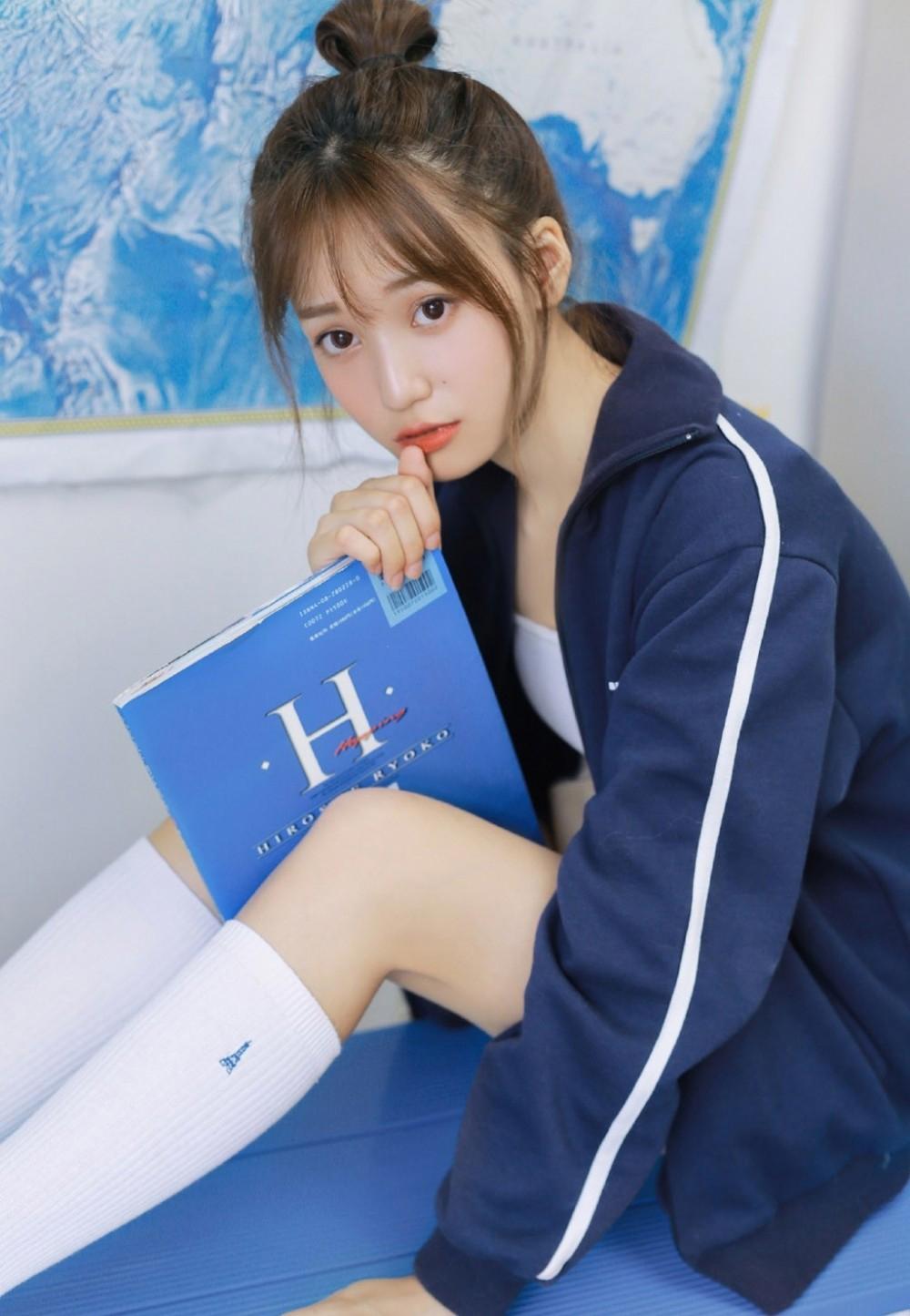 hi,荣妹妹