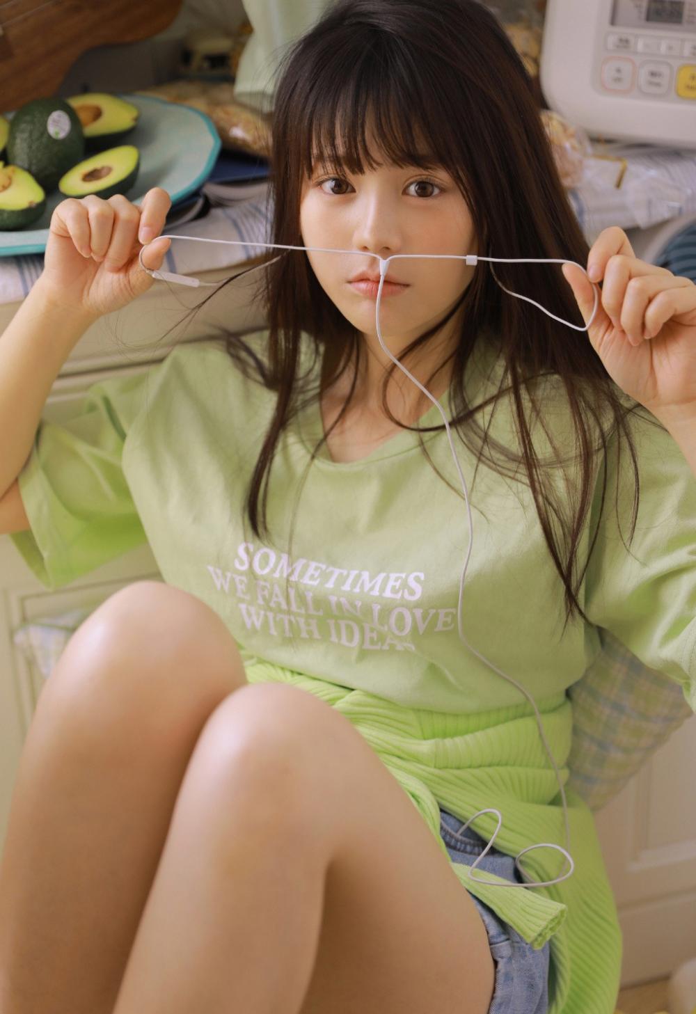 朋友撞见我的妻子在外偷欢