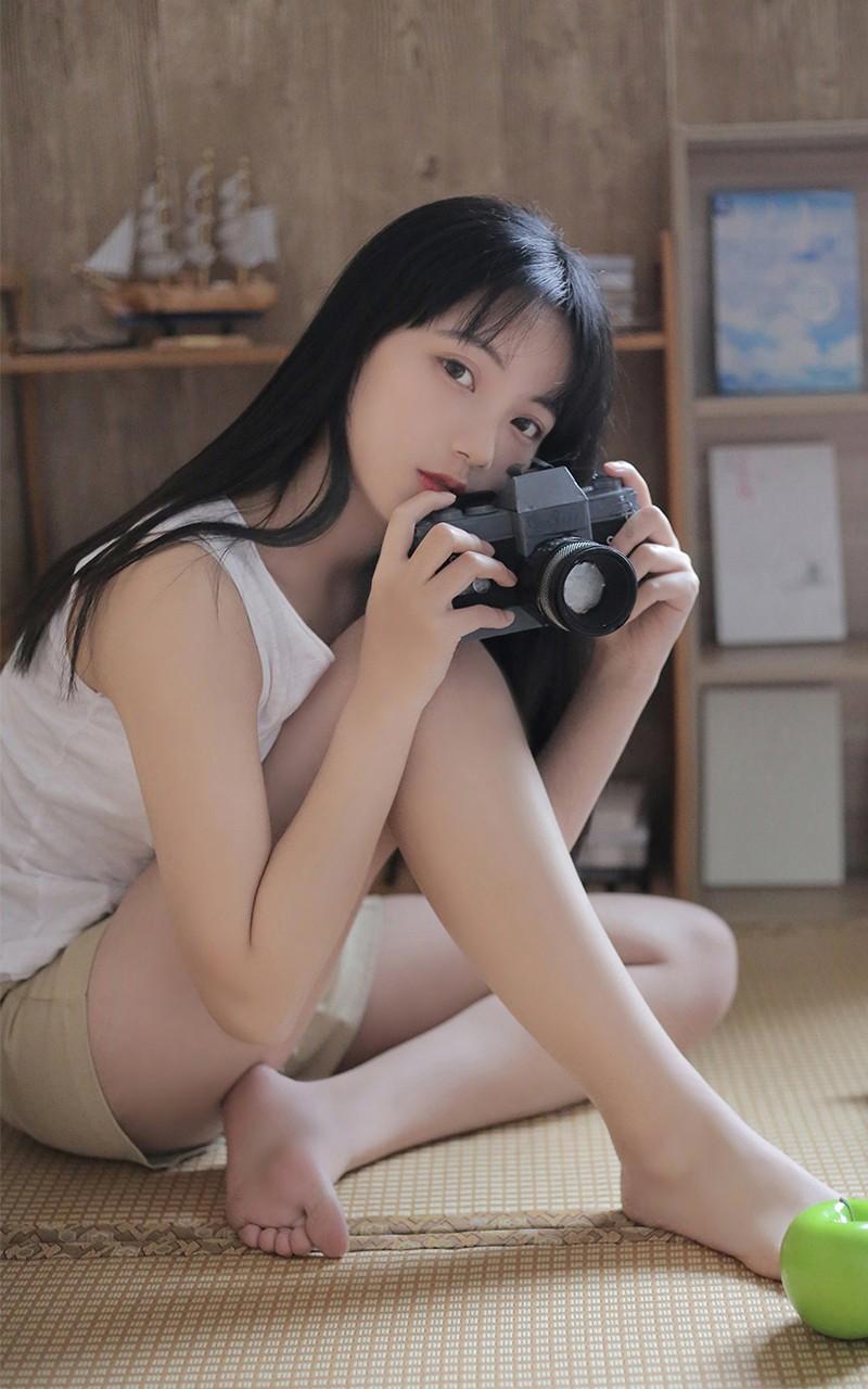 儿子半夜猥琐熟睡继母 抱着继母边走边h的辣文