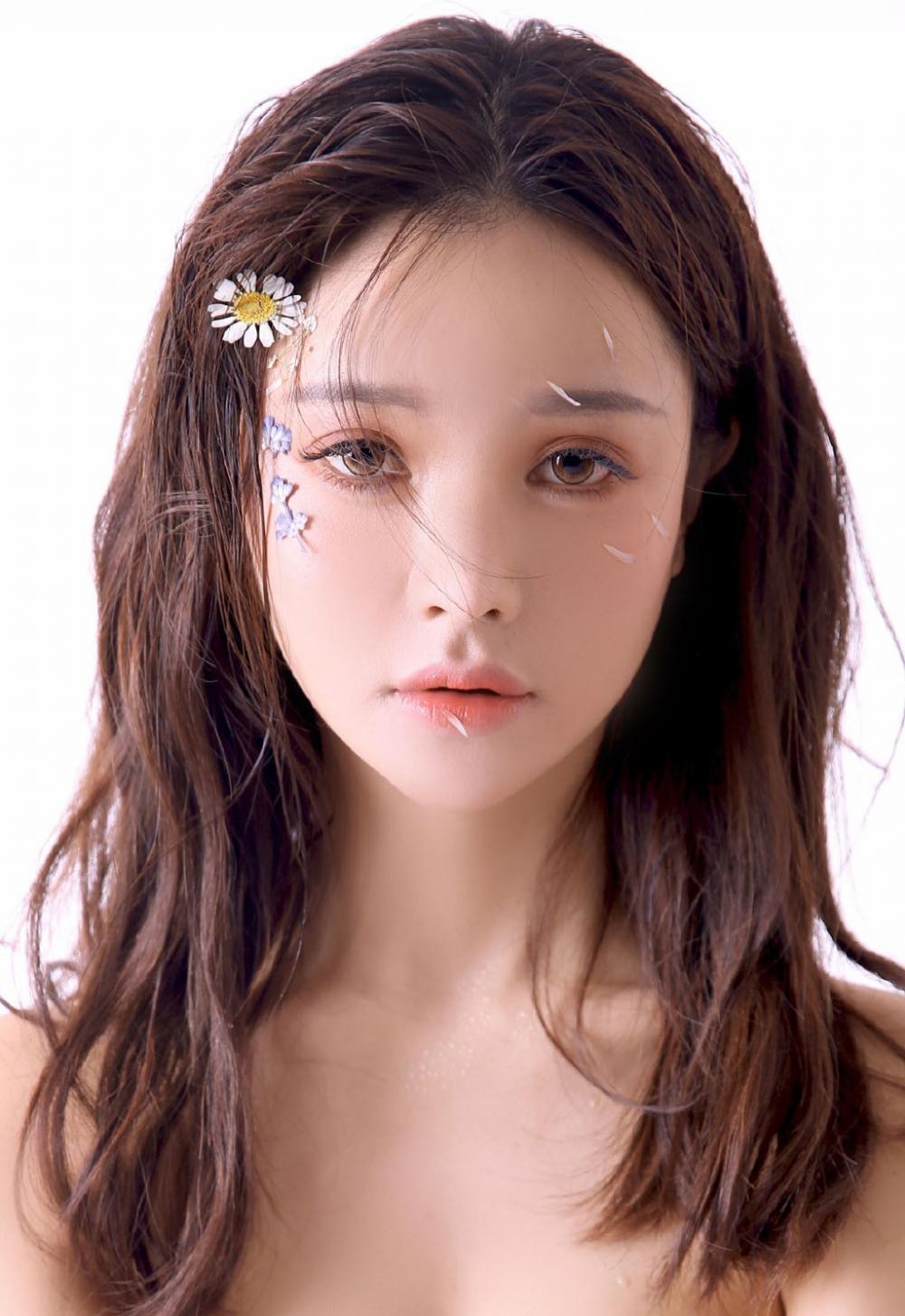 曰本真人做爰视频 美妙人妻小说