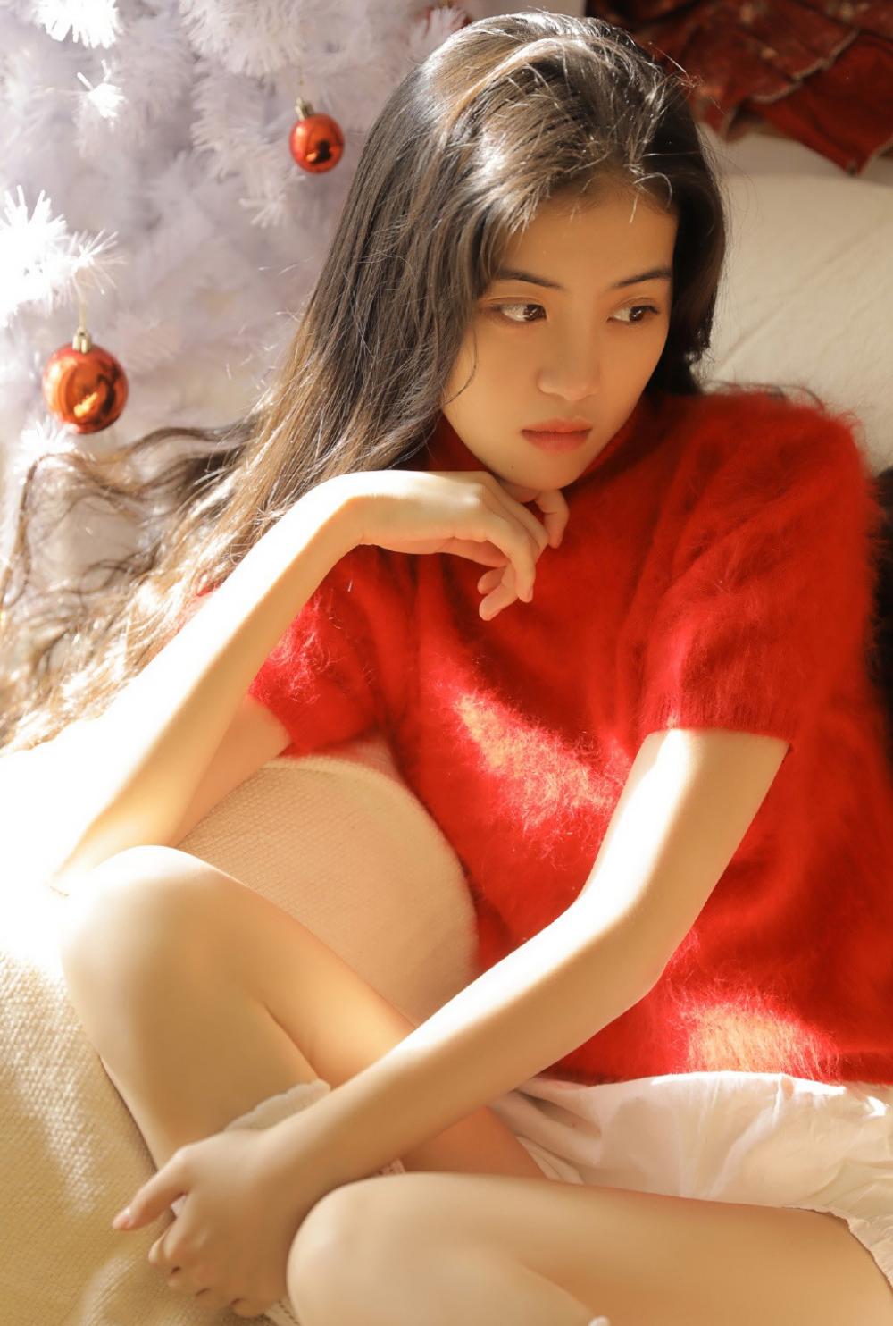 情感故事：16岁的女孩轻率地付出自己第一次