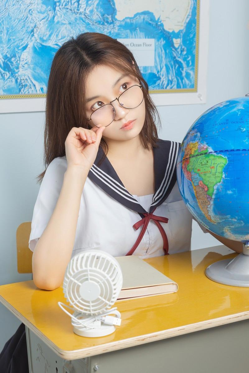 情感故事：我喜欢上了老公的哥们