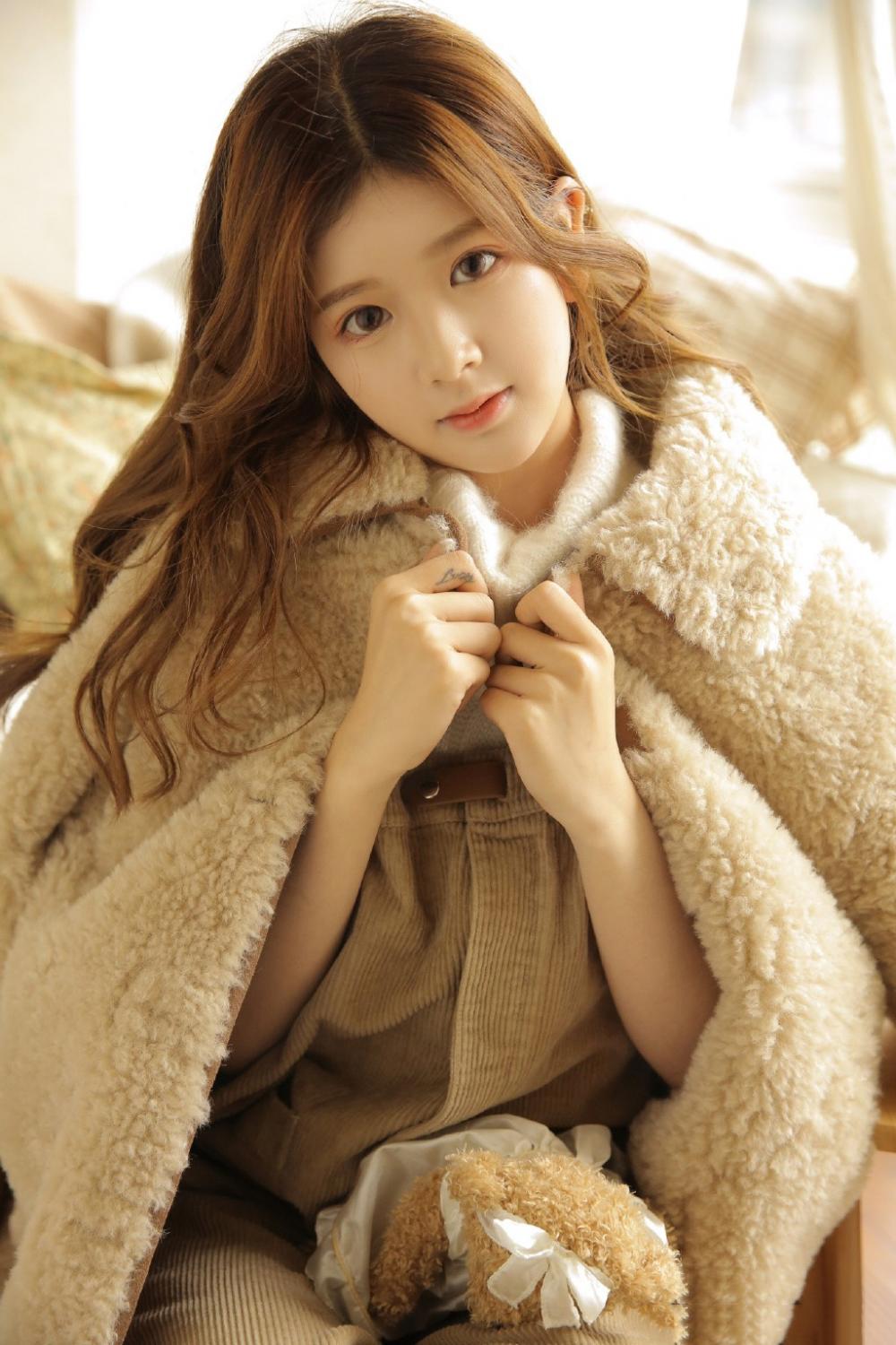 老公像调教女奴那样调教我，我被调教成了荡妇