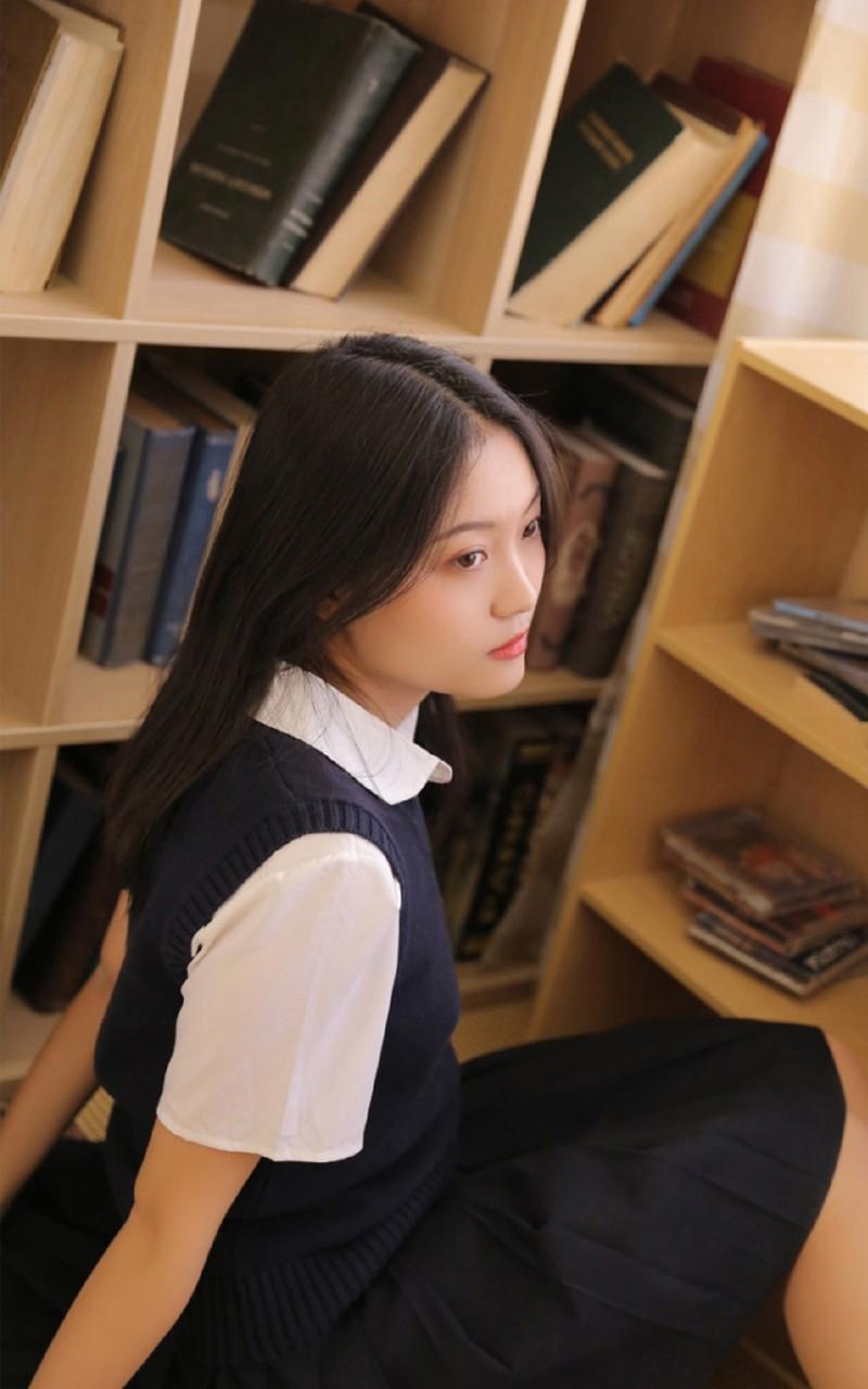 讲诉：少妇老板娘结束了我的处男期