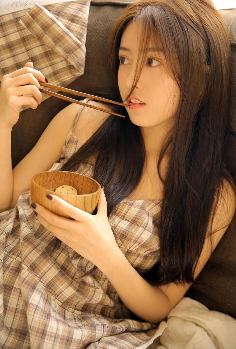 他和我结婚后却仍与前妻同居