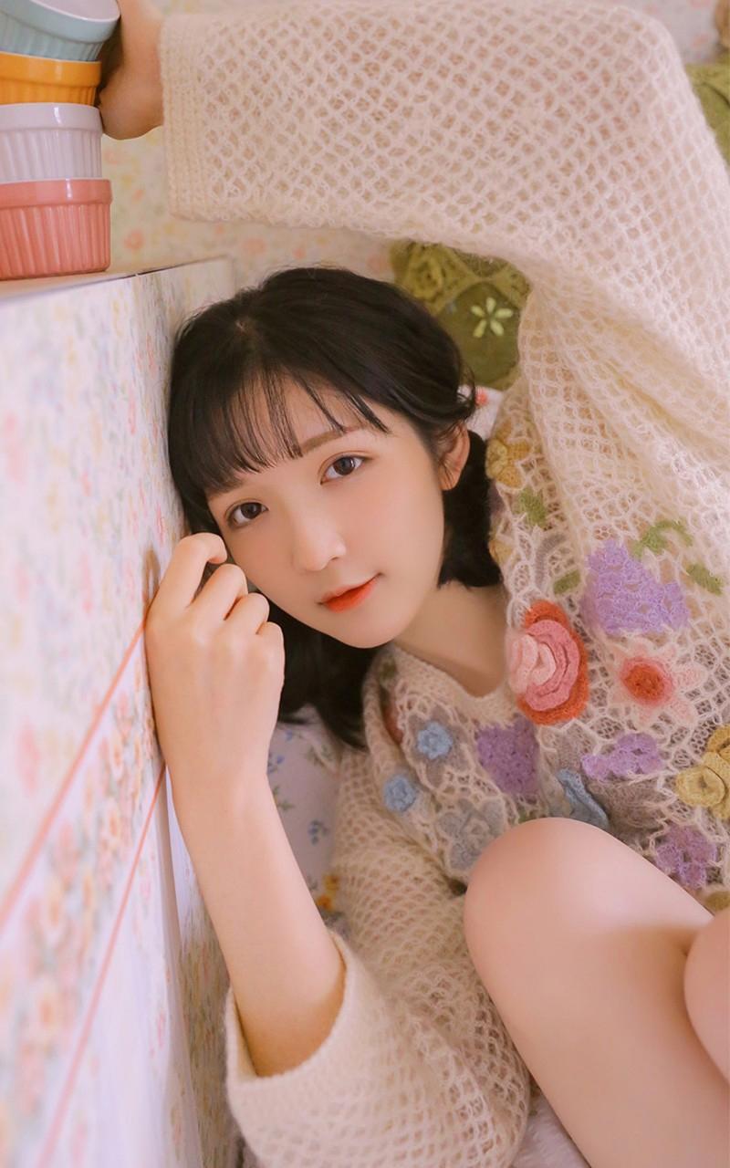 社会——刚毕业的我对社会的无奈，激励大家振作起来，相信自己。