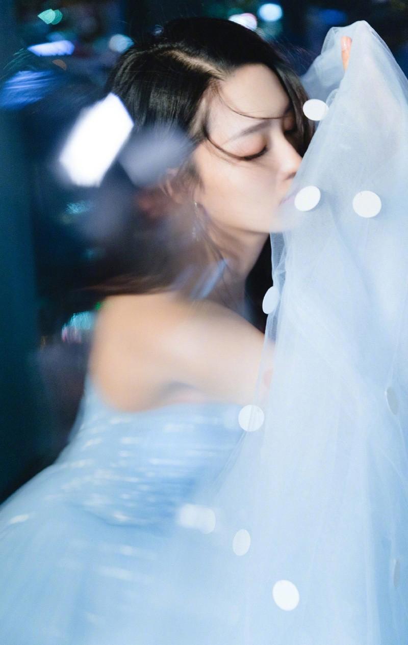 强壮的儿时伙伴迎娶我亲妈 我该祝福吗
