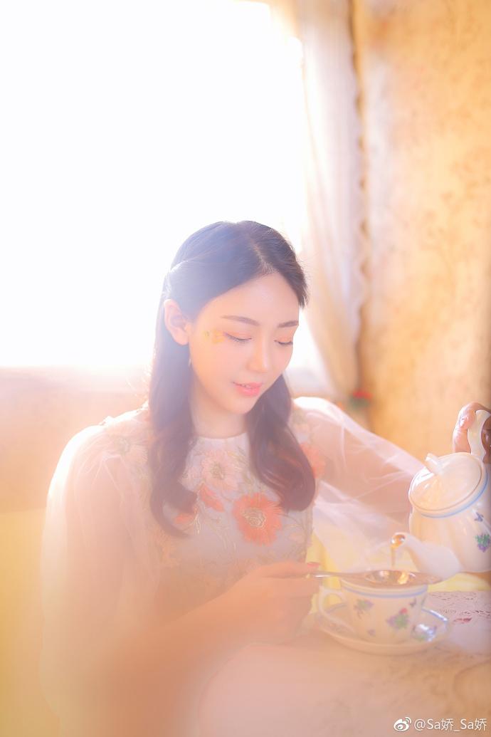 我们幸福地生活在一起