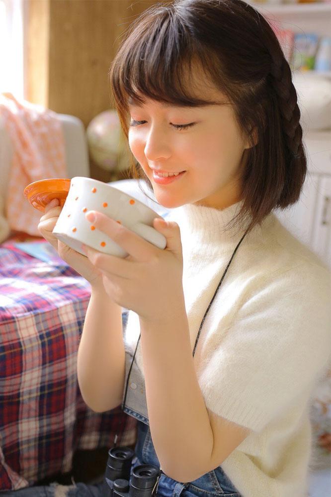 烟花不堪剪